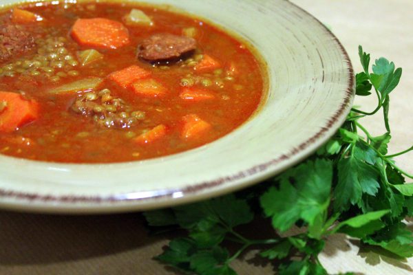 Lentejas con Verduras y Chorizo