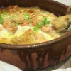 Lubina al horno con gambas y crema