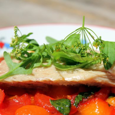 ensalada de atún con tomate y albaricoques2