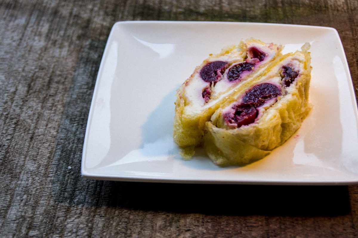 Receta de Strudel de cerezas y ricotta