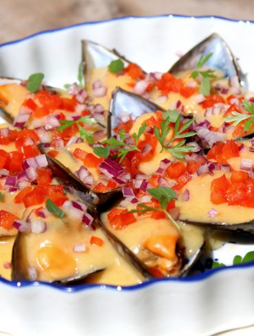 mejillones con salsa de azafrán