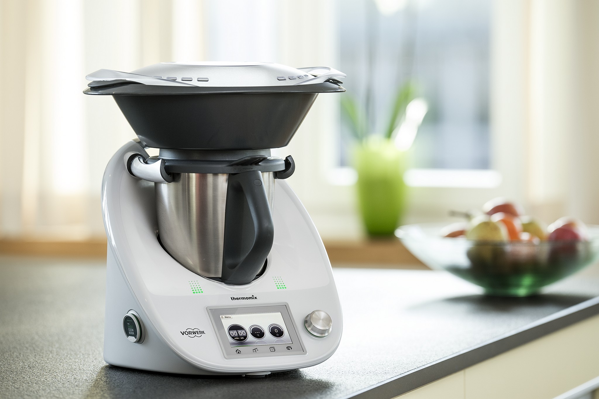 Nueva Thermomix TM5: pantalla táctil y recetas digitales