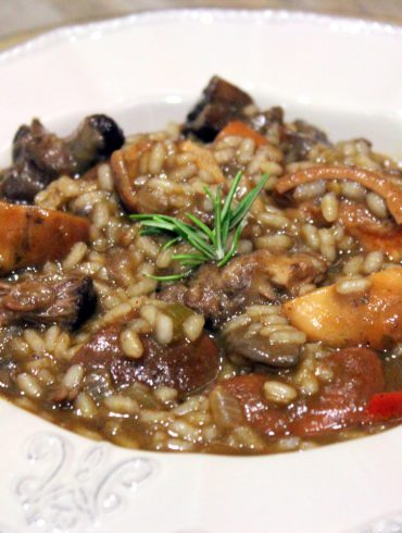 Arroz con níscalos y rabo guisado