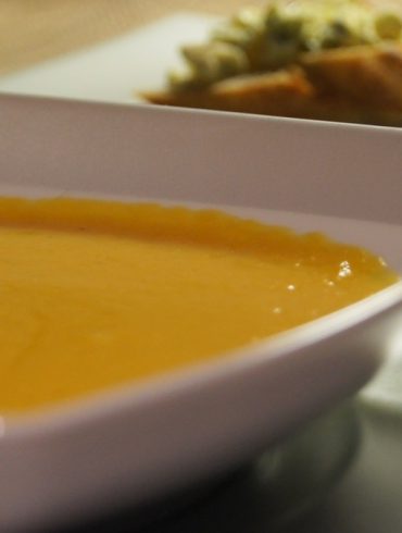 CREMA DE CALABAZA CON CROUTONS