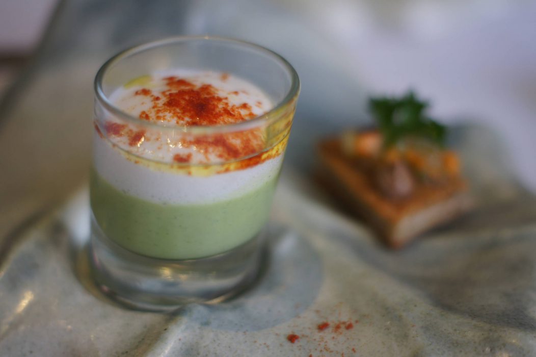 Gazpacho de tomate verde y kéfir