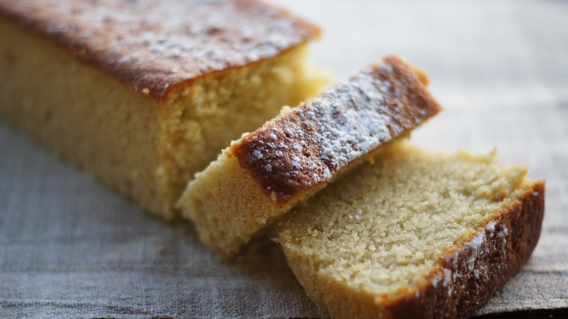 Bizcocho de coco y cardamomo