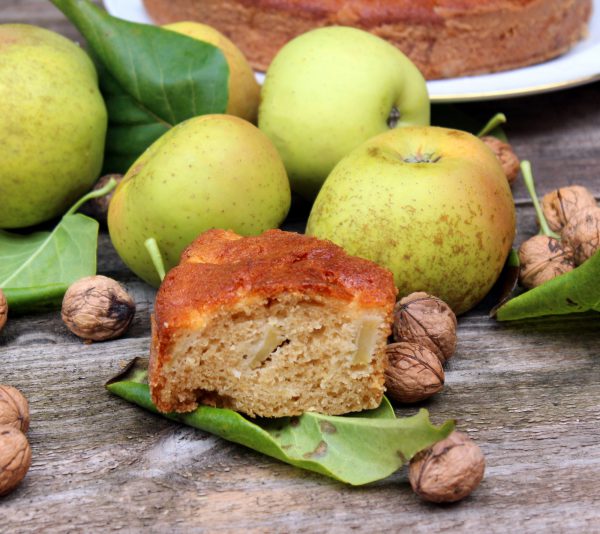 Pastel de manzana y nueces