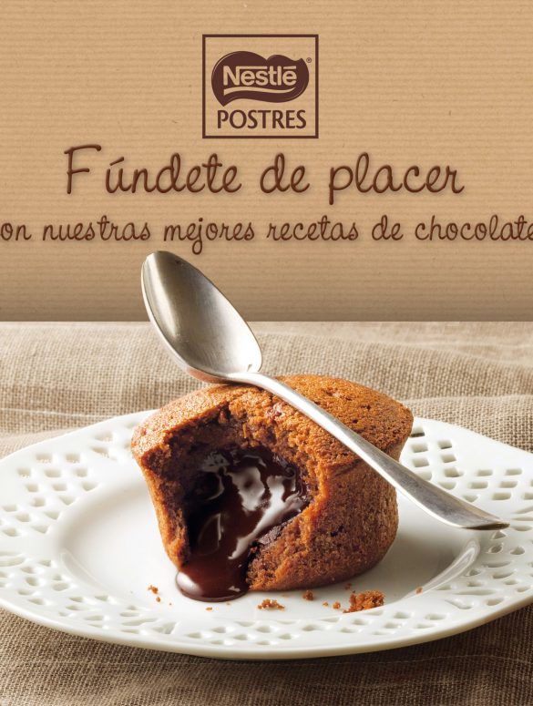 Fúndete de placer con el libro de recetas de chocolate Nestlé