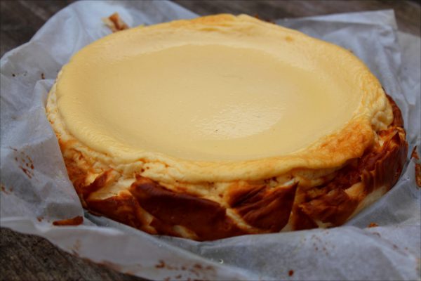 Tarta de requesón de leche de oveja