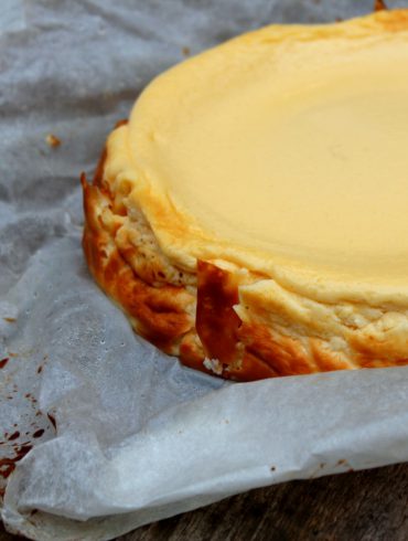 Tarta de requesón de leche de oveja