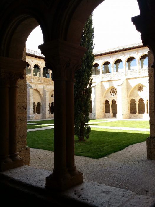 Claustro monasterio Santa María de Valbuena (2)