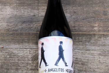 vino angelitos negros