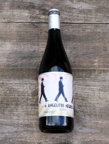 vino angelitos negros