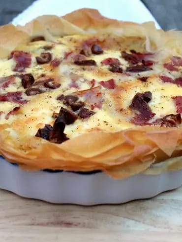 pastel de pasta philo con rulo de cabra, beicon y dátiles-3