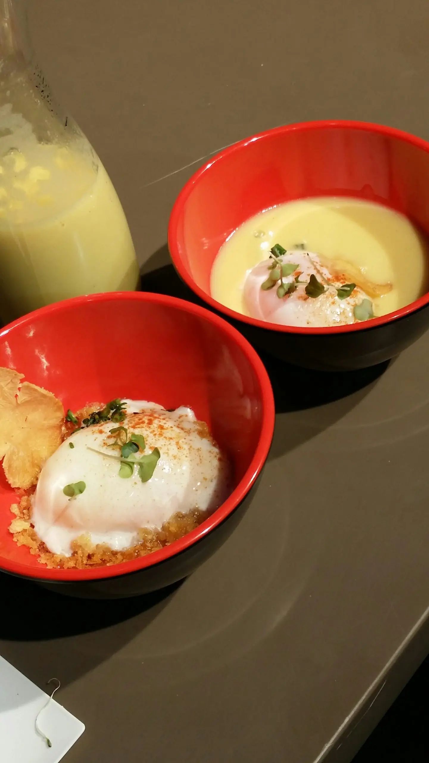 Bravas con crema de ajo fino
