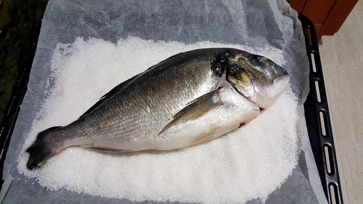 Cómo hacer y preparar una Dorada a la sal 2