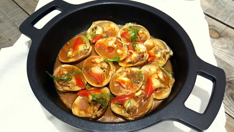almejas en salsa