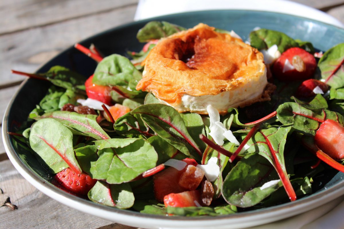 Ensalada de queso de cabra a la plancha