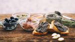 Tapenade u olivada, una receta sencilla, deliciosa y muy mediterránea Tapenade u olivada, una receta sencilla, deliciosa y muy mediterránea
