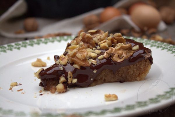 Tarta de nuez y chocolate