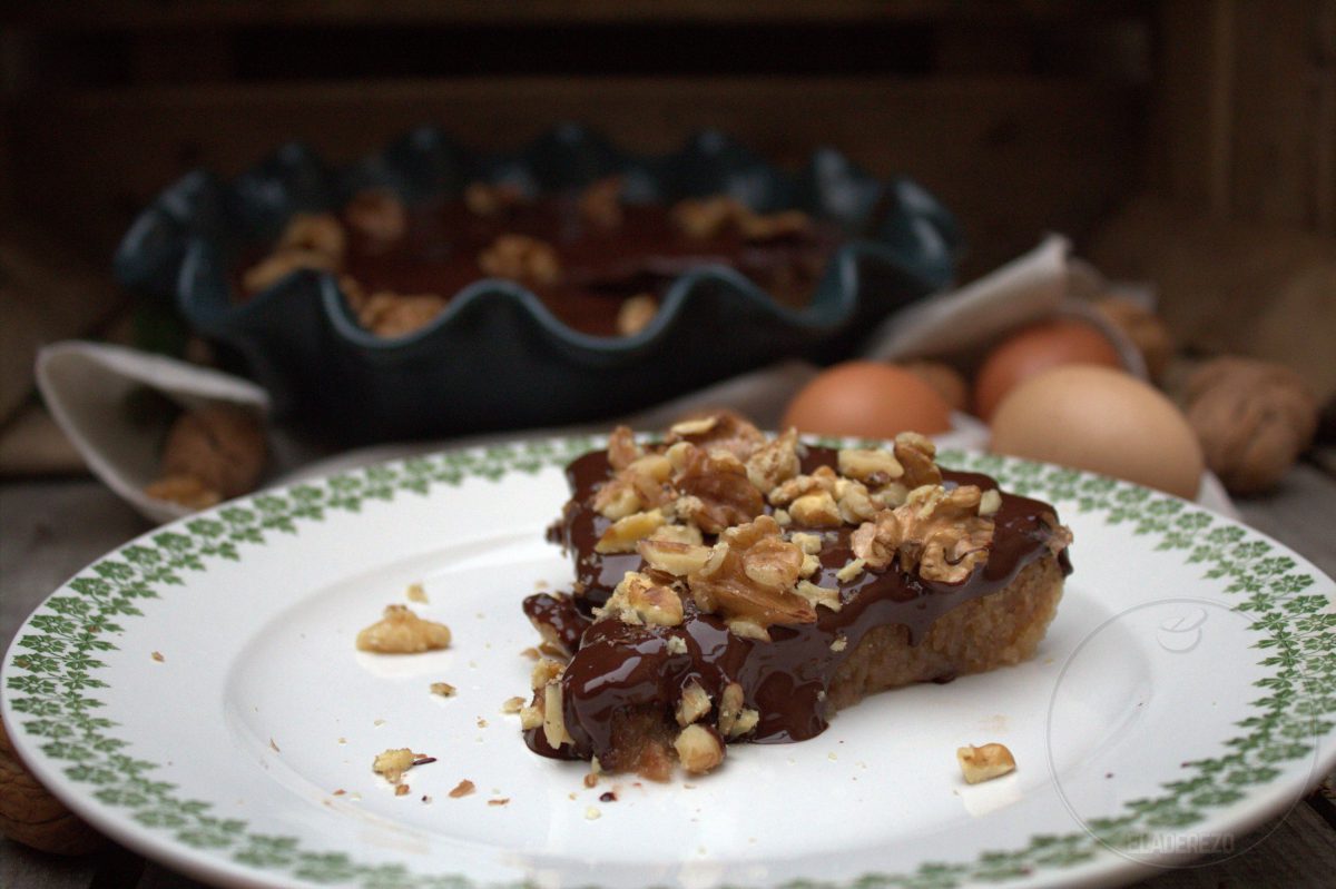 Tarta de nueces y chocolate