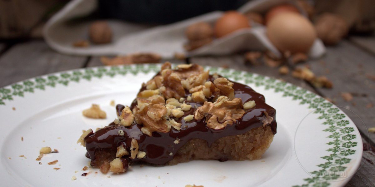 Tarta de nueces y chocolate