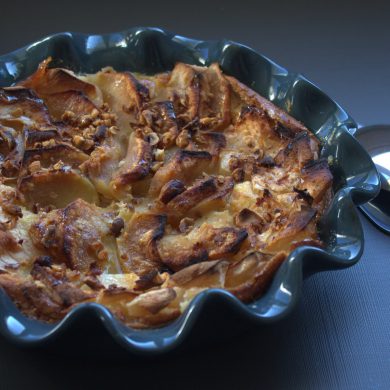 Pudin de Roscón de Reyes con manzanas reinetas