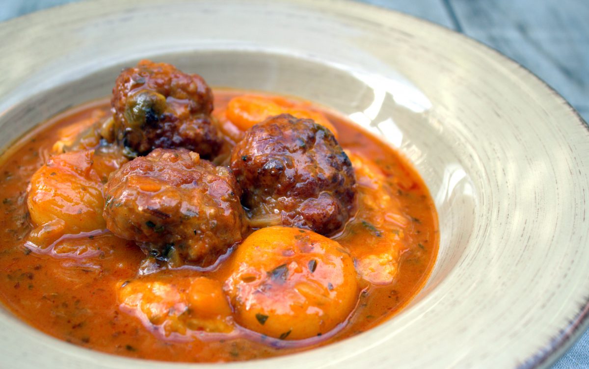 albondigas de cordero con orejones