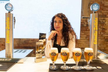 Davinia Martínez, ganadora del Campeonato Nacional de Tiraje de Cerveza 2018