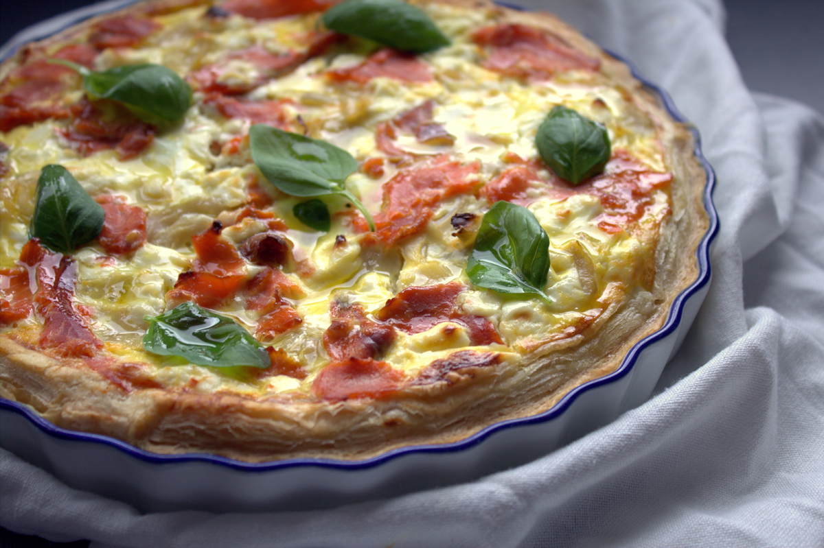 Quiché de verduras y salmón ahumado