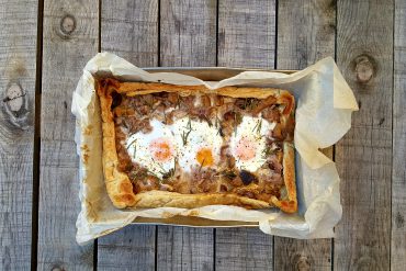 Tarta salada de boletus