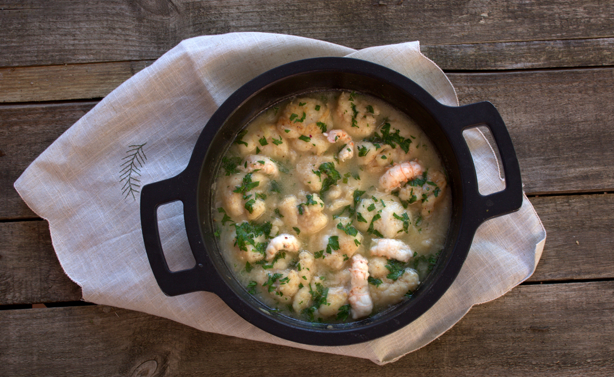 carrilleras de bacalao en salsa verde con colas de cigalas 1