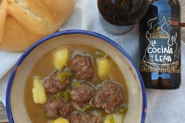 Albóndigas en salsa de cerveza