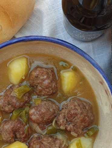 Albóndigas en salsa de cerveza