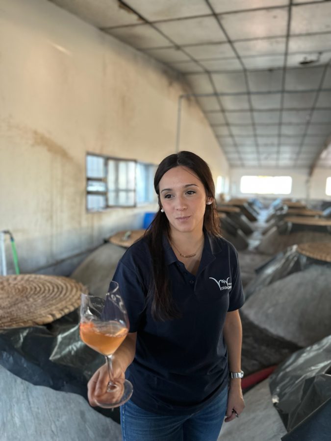 Mª Ángeles Ruiz Garrido, graduada en Ingeniería Agrícola y Medio Rural y experta en Enología y Viticultura